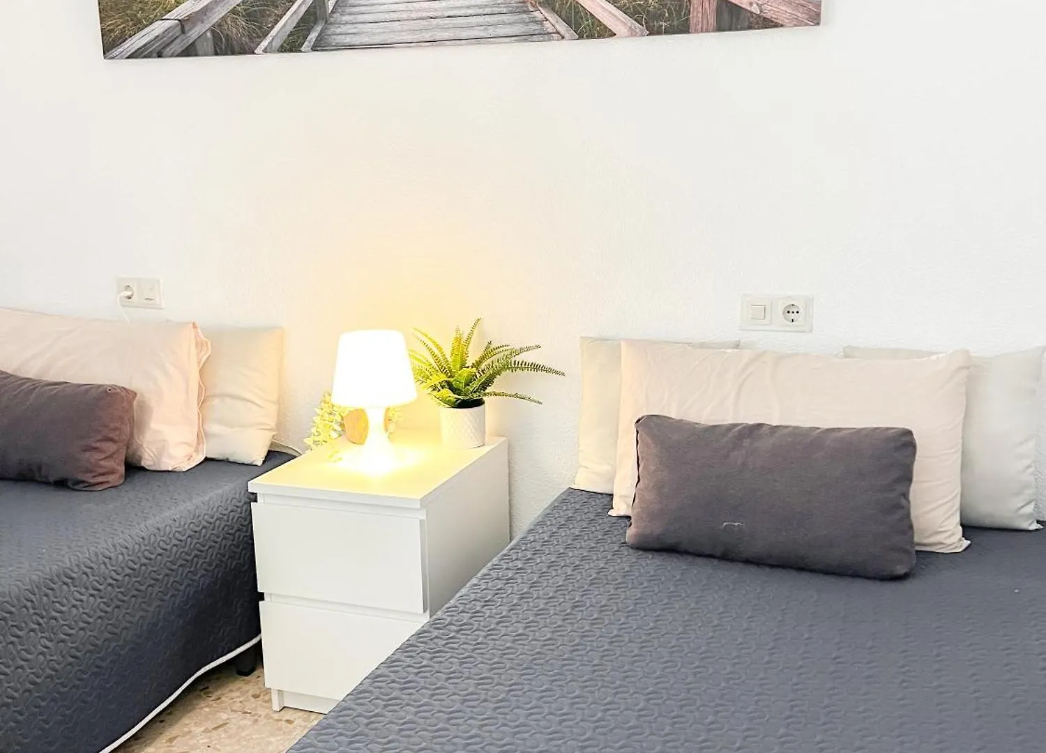 Bright And Cozy Flat By The Beach Fuengirola 0*,